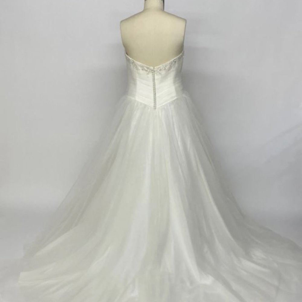 JA size 24 Wedding dress